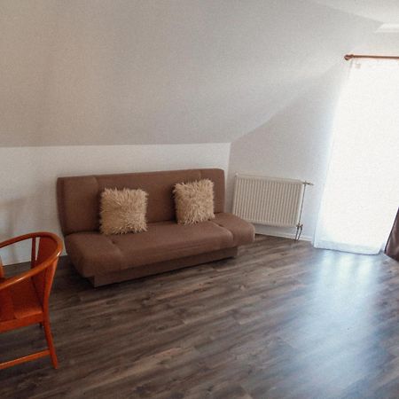 Megnyugtat-Lak Apartmanhaz Demjén Eksteriør billede