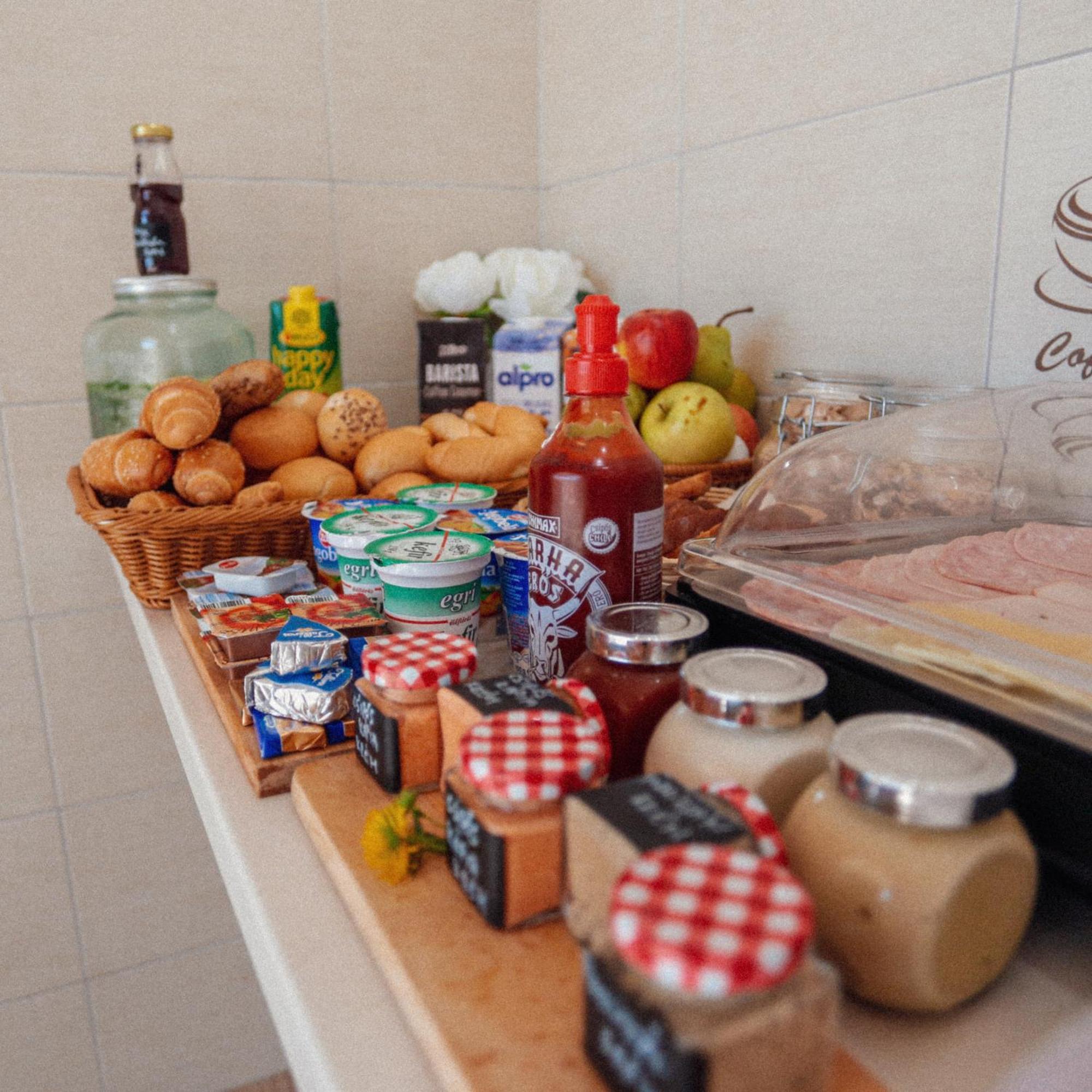 Megnyugtat-Lak Apartmanhaz Demjén Eksteriør billede